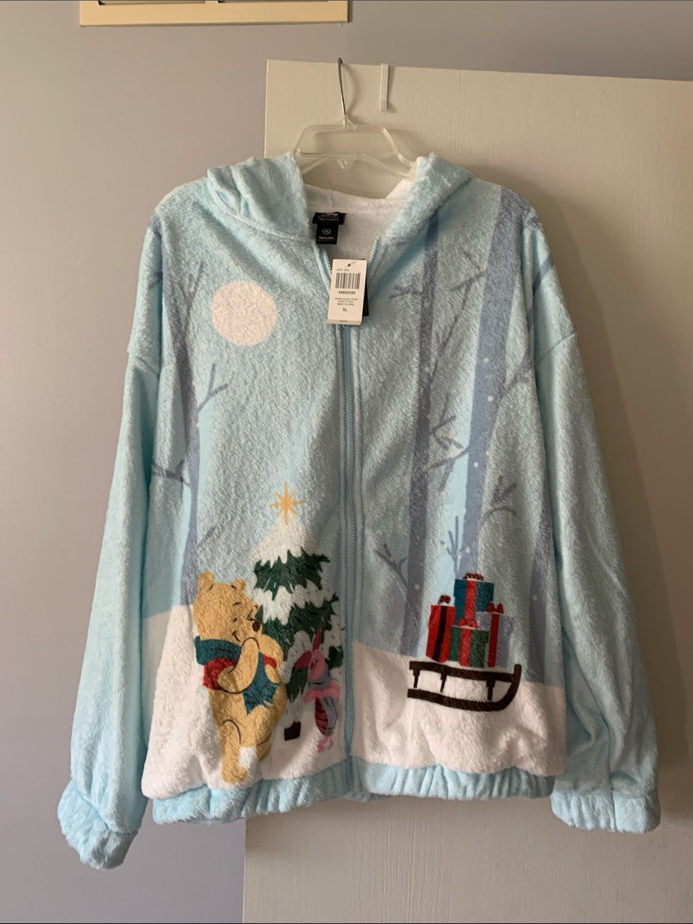 Disney Winnie the Pooh Plush Zip Hoodie Size XL Womens NWT